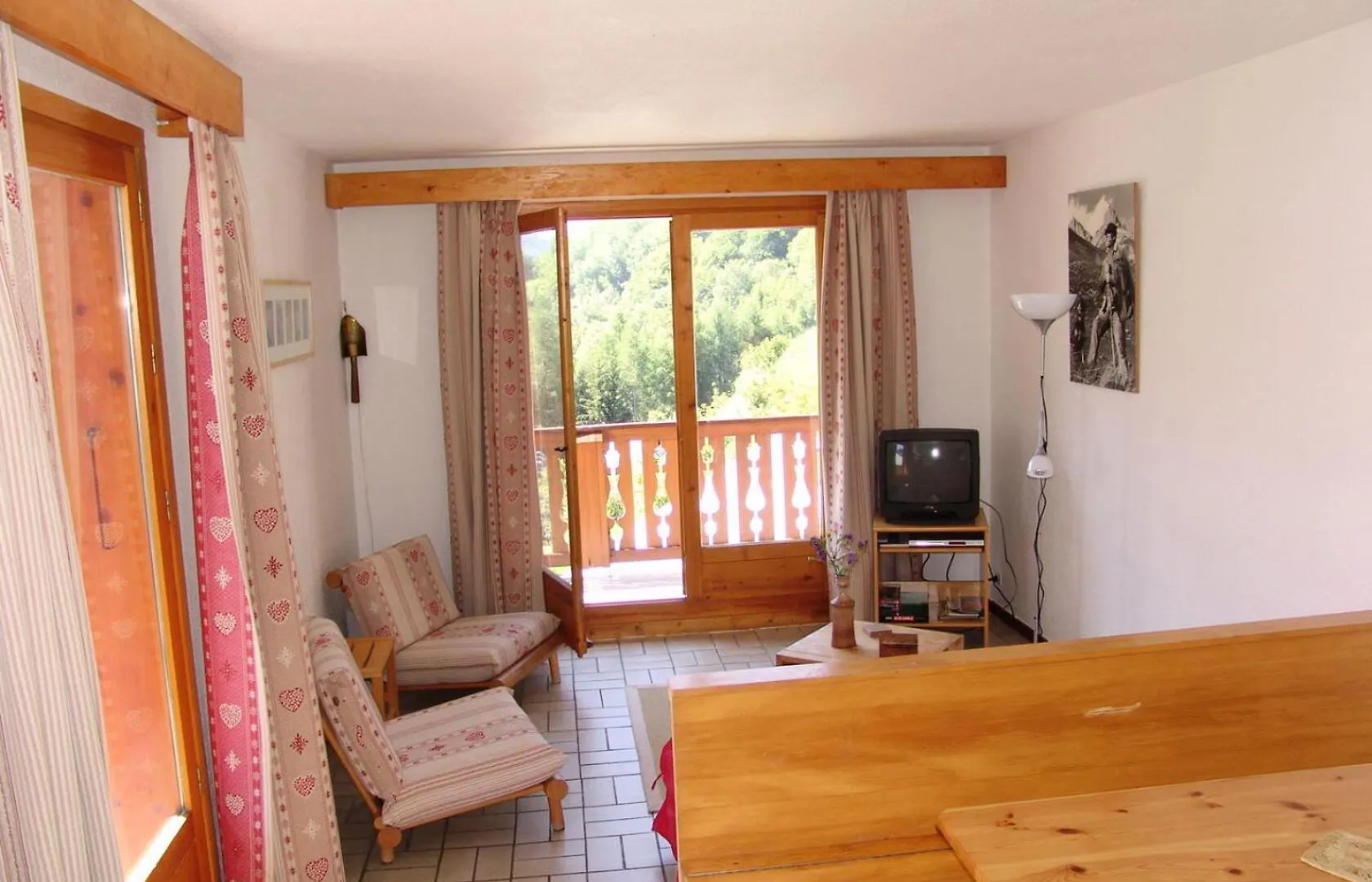 Apartment Residence Les Arolles - 2 Pieces Cabine 6 Personnes Expose Sud-Est Mae-3731 Valloire
